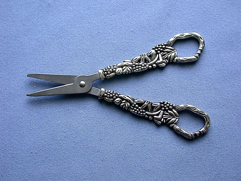 Lovely Godinger Silver Company Ornate Scissors Sheers