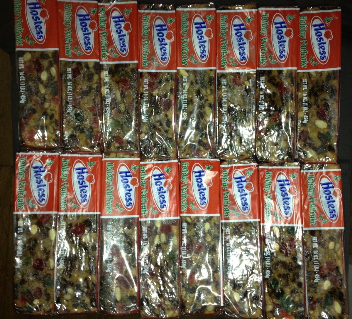 HOSTESS 16 OZ 1 POUND HOLIDAY FRUITCAKE GET THEM WHILE THEY LAST EXP 2