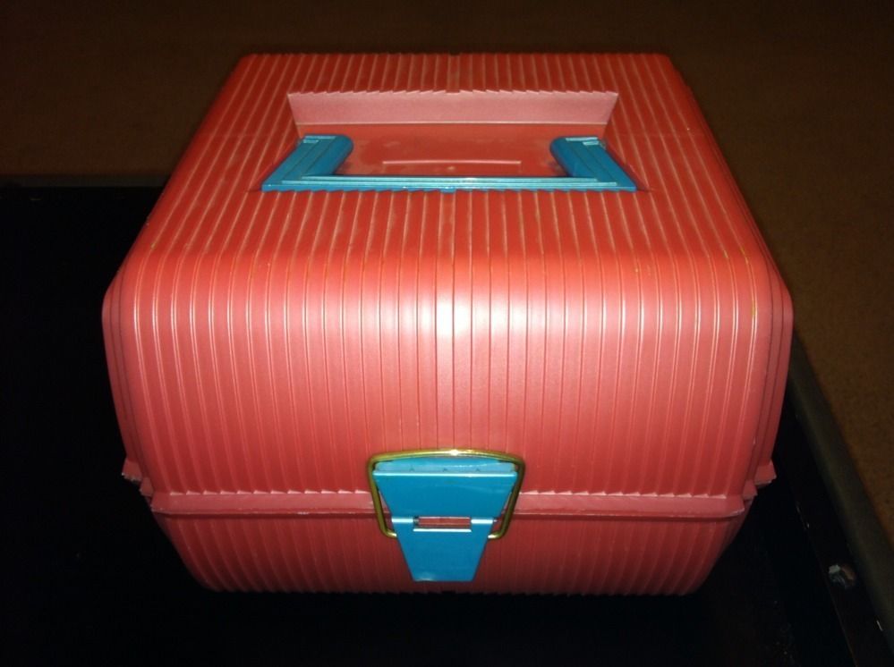 Vintage Pink Sassaby Makeup Case Organizer