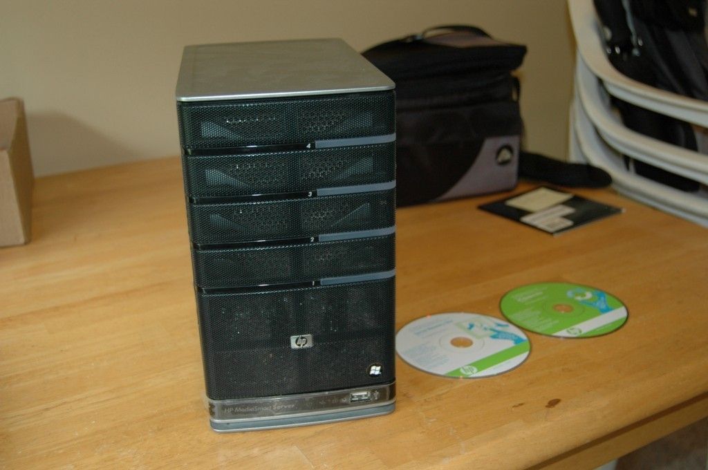 HP Mediasmart EX470 GG795AA Server