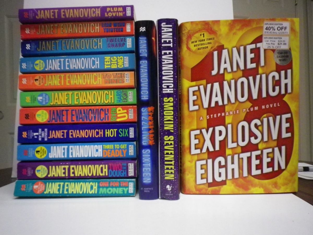 Janet Evanovich Stephanie Plum 14 Book Lot Explosive Eighteen Included