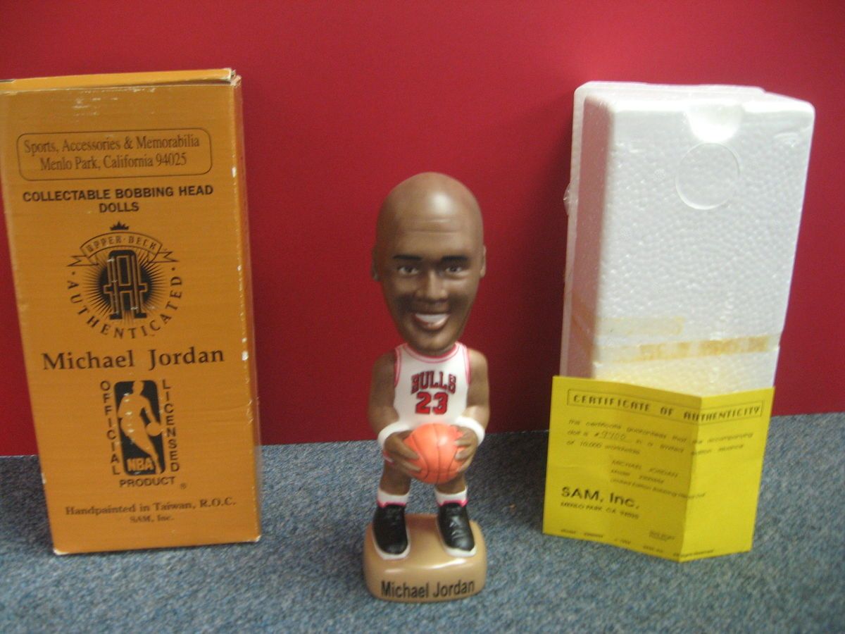 1994 UDA MICHAEL JORDAN BULLS BOBBLE HEAD SAM INC NEW ORIGINAL BOX W C