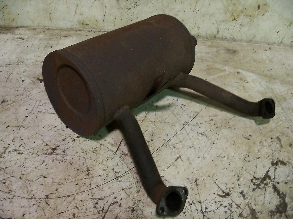 JOHN DEERE 345 MUFFLER  