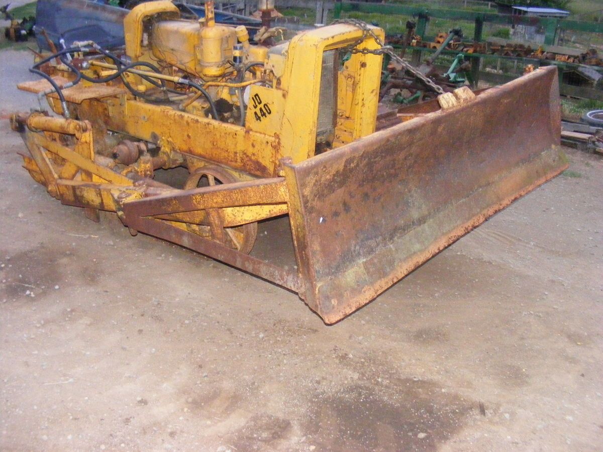 JOHN DEERE 420 430 CRAWLER OUT SIDE DOZER HOLT BLADE COMPLETE 404 569 3093  