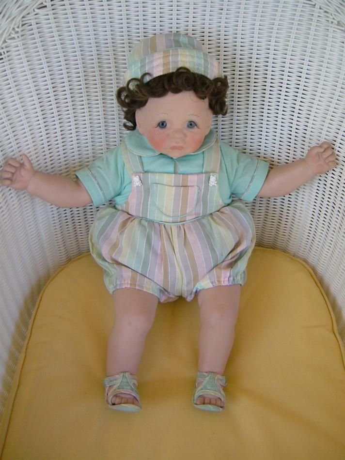 Lee Middleton First Moments Twins Dolls " Must See "  