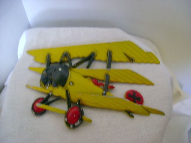 Sexton 1975 metal WWI Biplanes Airplane Aviator Cast Iron Plaque Wall Hanging  