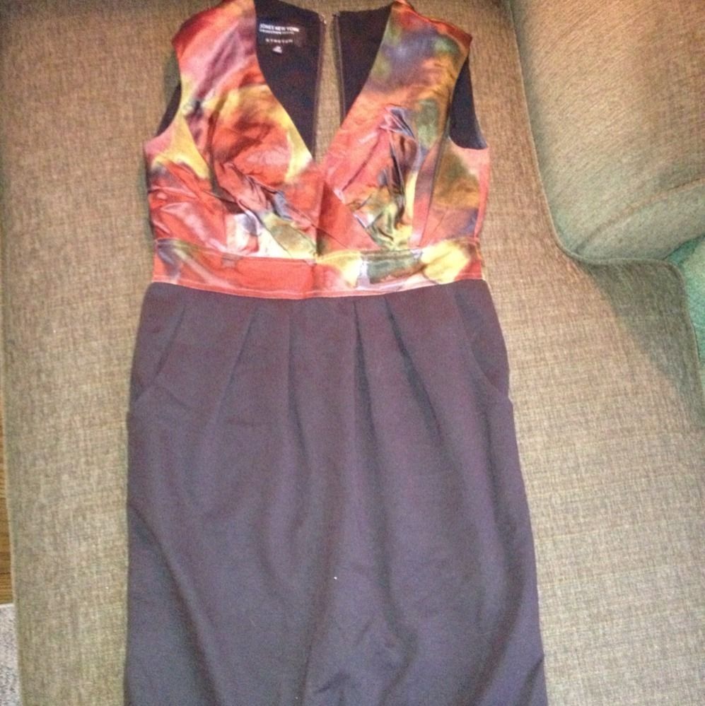 Jones New York Dress Size 2 Petite  