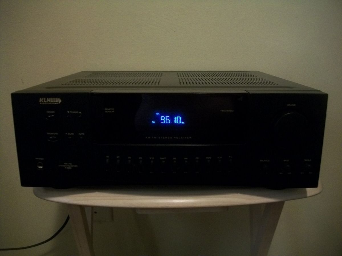 KLH R 3000 150 Watt Am FM Stereo Receiver Lot Free Pioneer Speakers