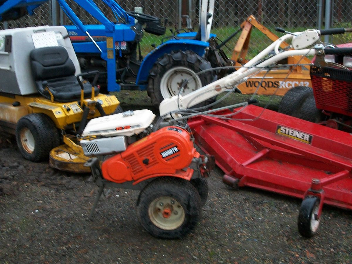 Kubota TF75 Garden Tractor and Aerator Attachment