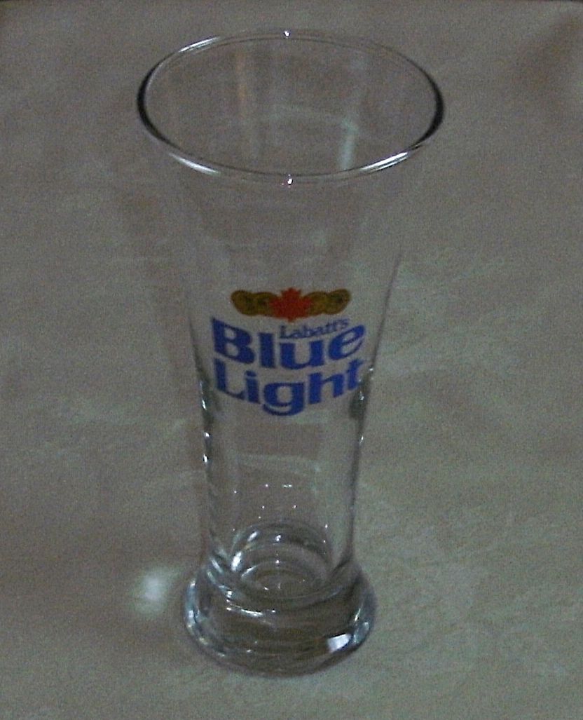 BLUE LIGHT PILSNER GLASS LABATTS COLLECTIBLE CANADIAN BEER BARWARE PUB