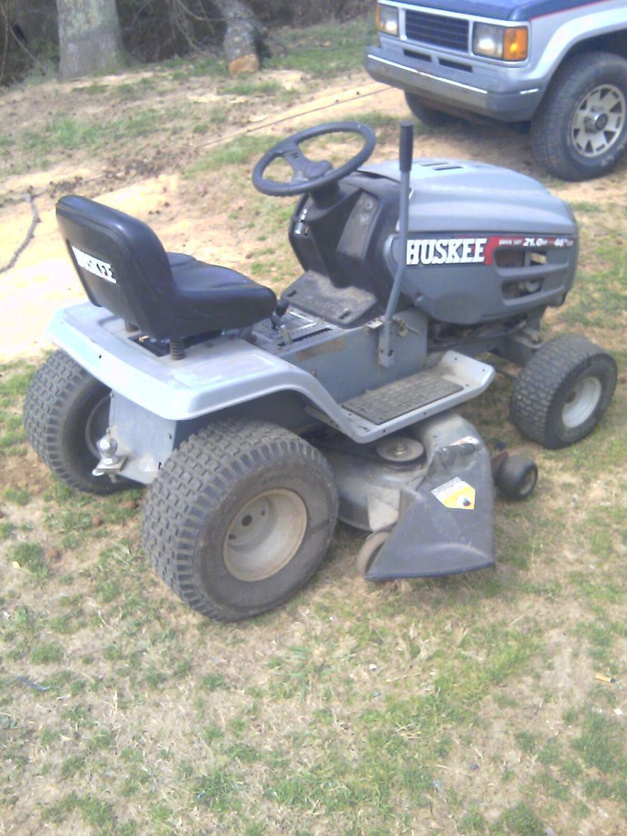 Huskee Riding Mower 21 0 HP 46Cut 8SPEED