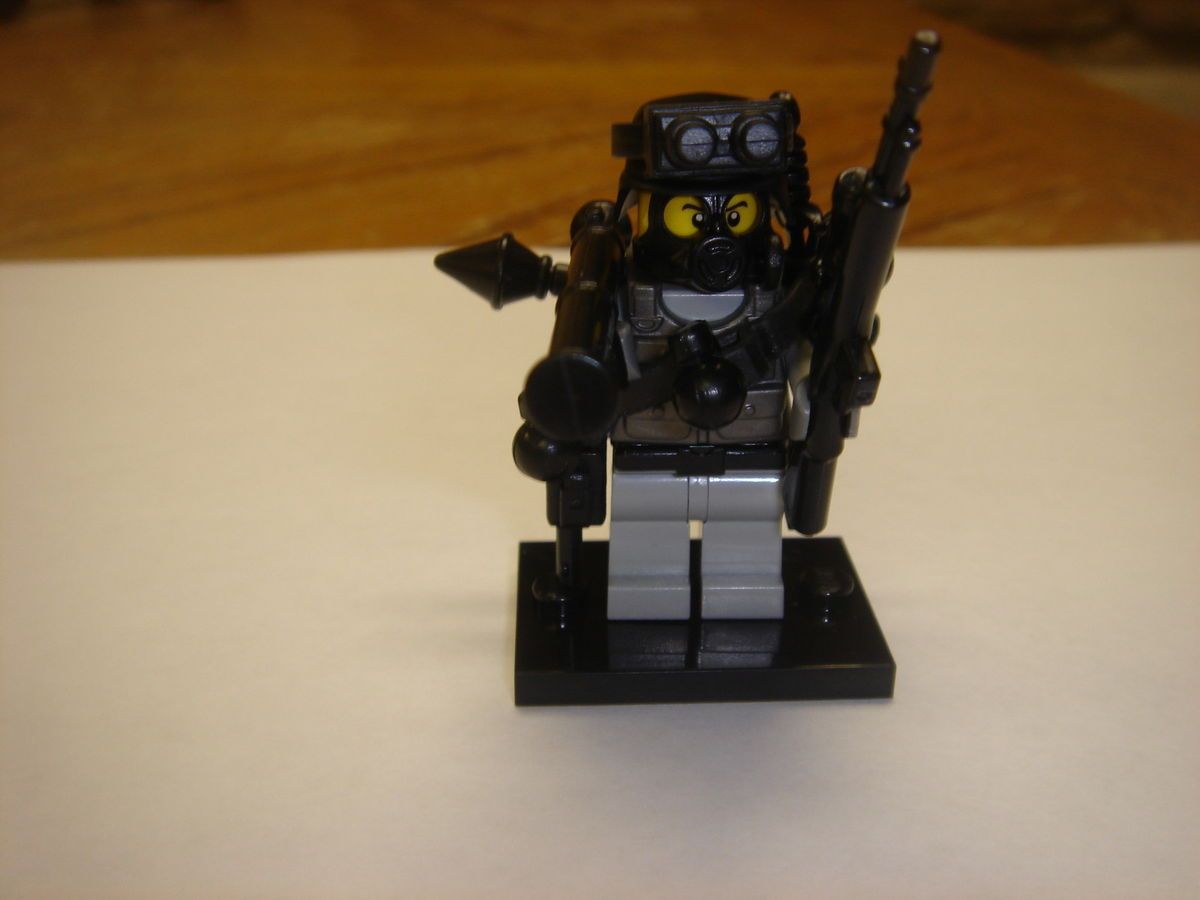 Custom Lego Military Soldier Minifig with alot BrickArms Weapons New