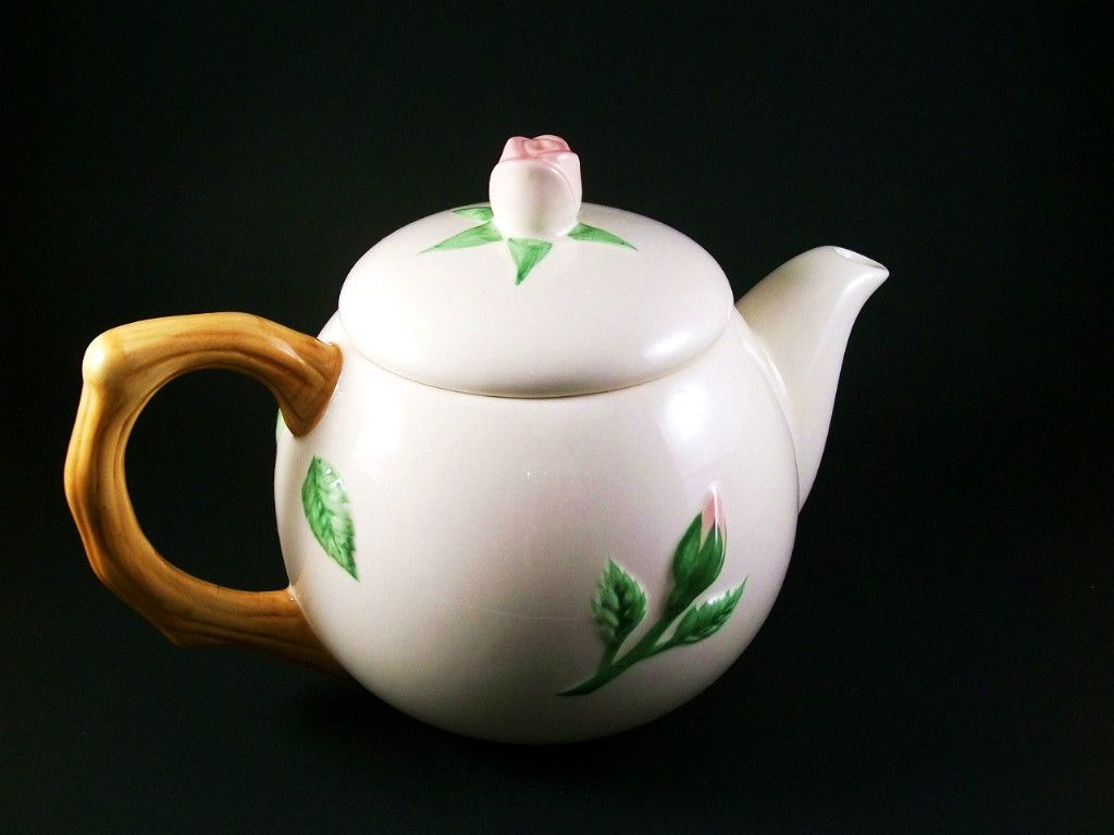 Vintage Teleflore Gifts White Ceramic Teapot with Roses 