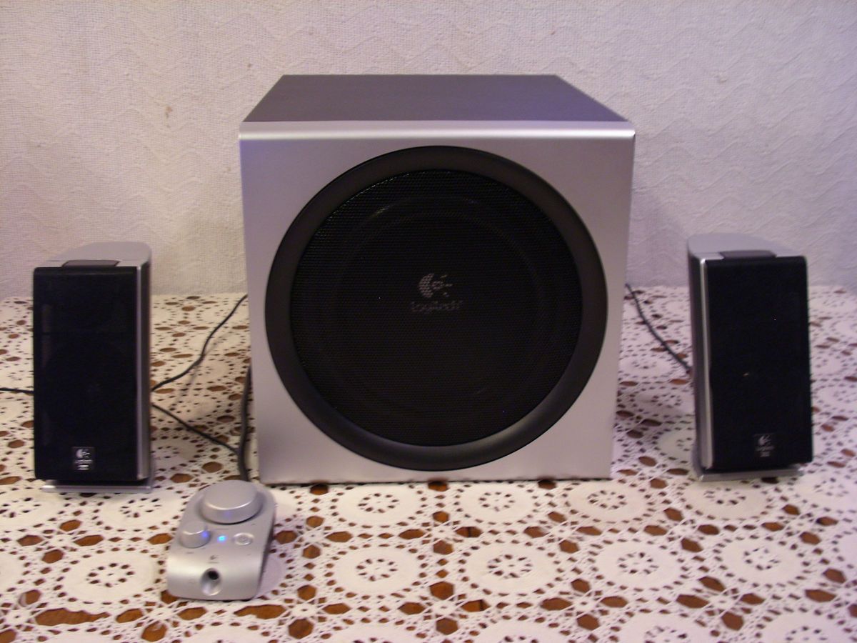 Logitech Z 2300 Computer Speakers 2 1 400 Watts