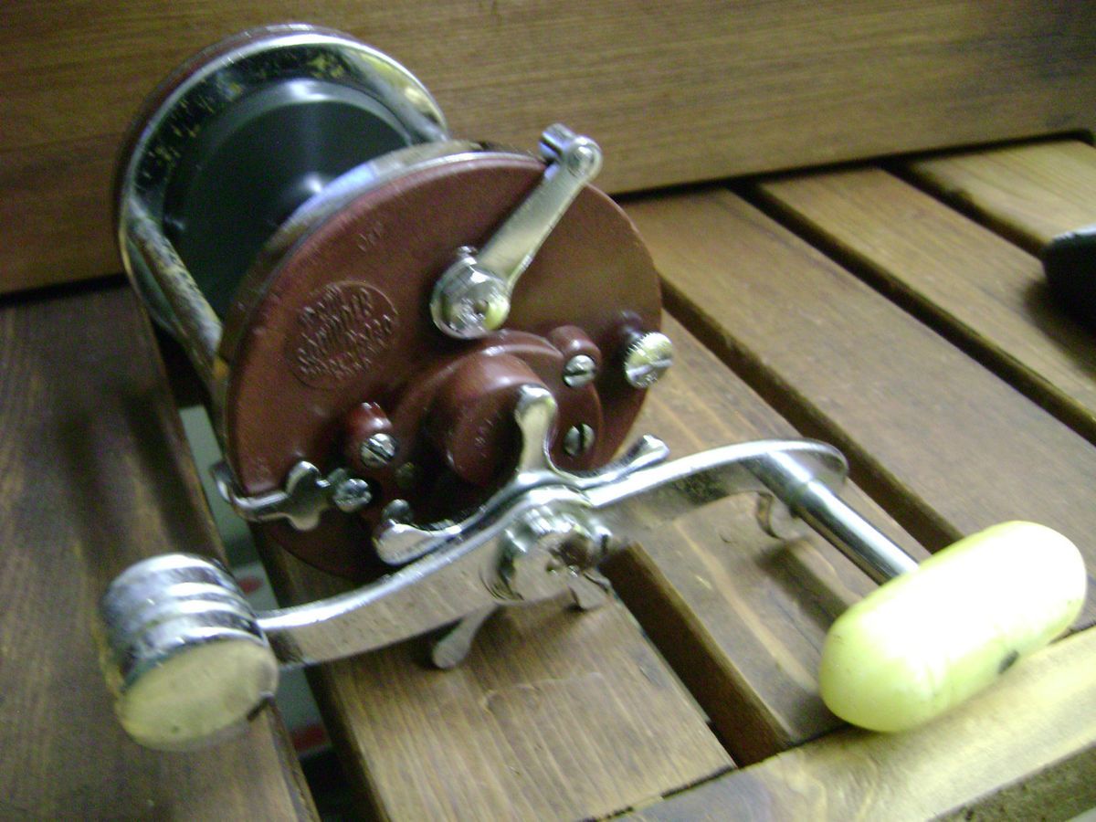 Vintage Penn 140 Squidder Maroone Reel