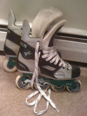 Bauer Vapor Sz 9 Mens Rollerblades Hockey Skates