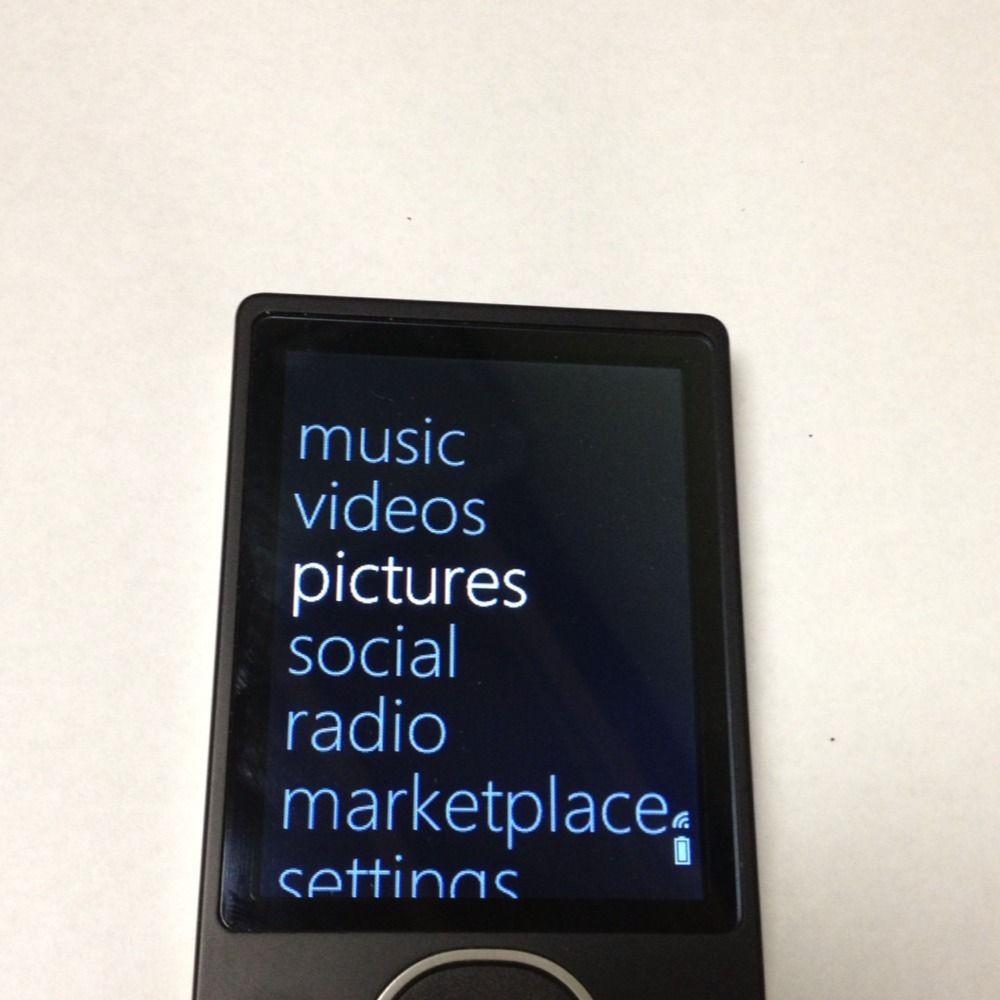 Microsoft Zune 80 Black 80 GB Digital Media Player