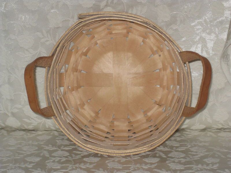 1998 Longaberger Natural Instained Button Basket VGUC