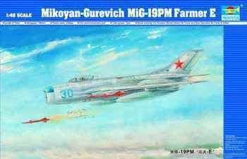 Trum 1 48 ◆★ 02804 Mikoyan Gurevic​h MIG 19M Farmer E