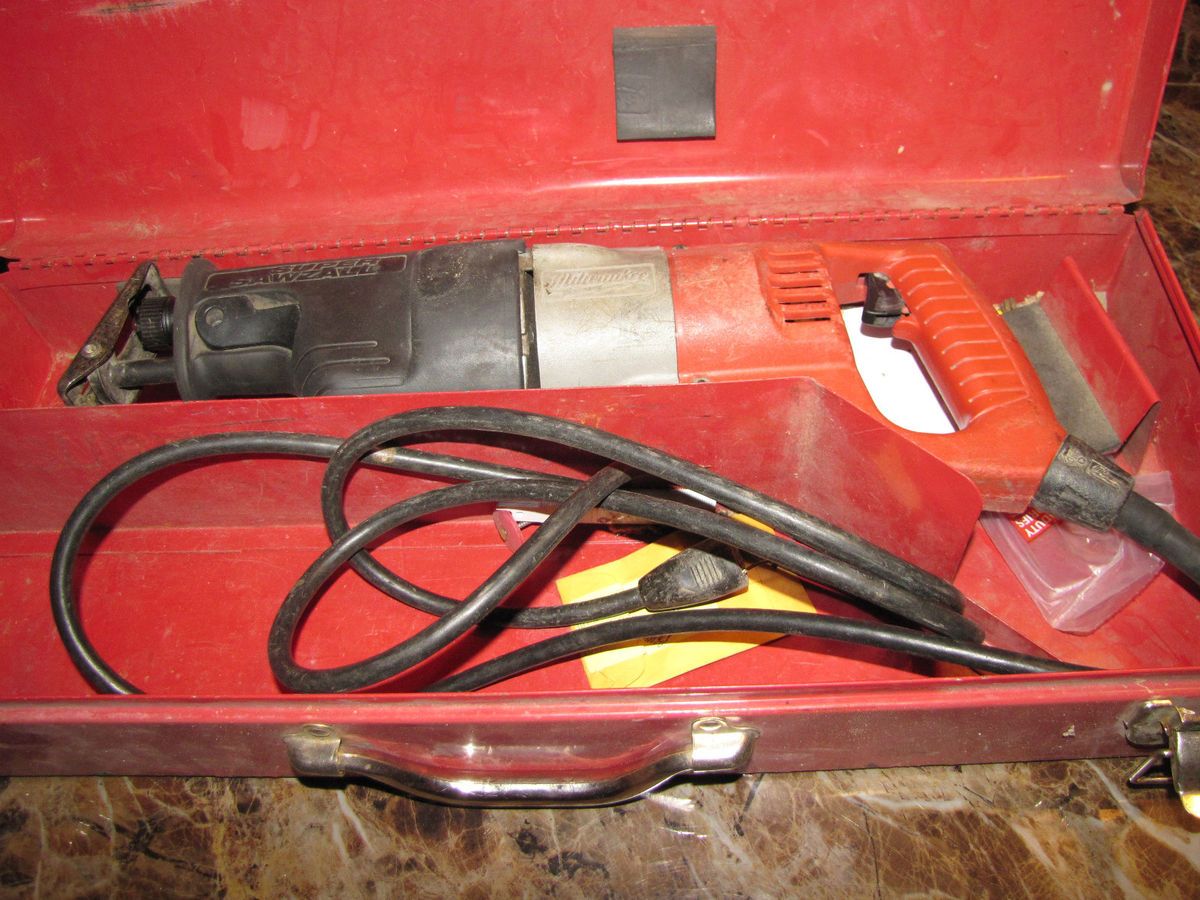 Milwaukee Sawzall 10 Amp