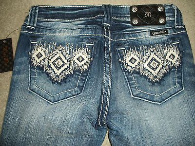 MISS ME RHINESTONE TRIBAL DECO EMBROIDERED BERMUDA SHORTS   SIZE 14