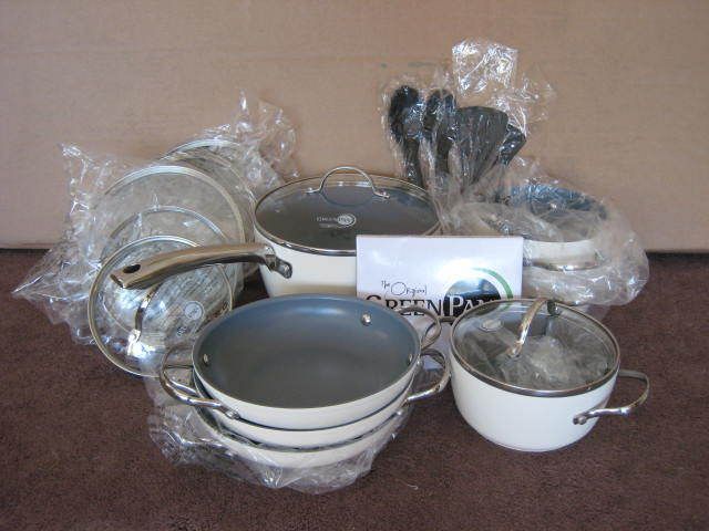 GREENPAN 18pc Classic ENTERTAINING SET Pearl Pots Pans New Display