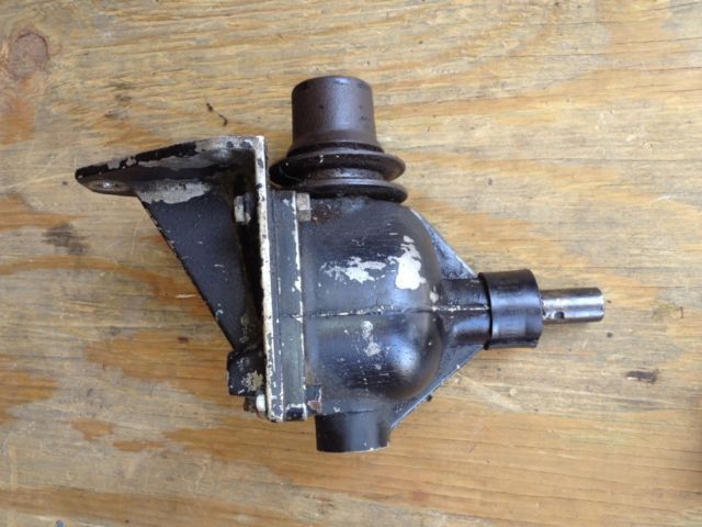 gearbox from a bolens mower deck, model  g10 ( may fit many other