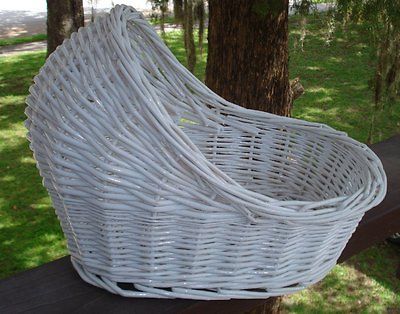 Wicker Bassinet for Baby Shower Decoration Centerpiece