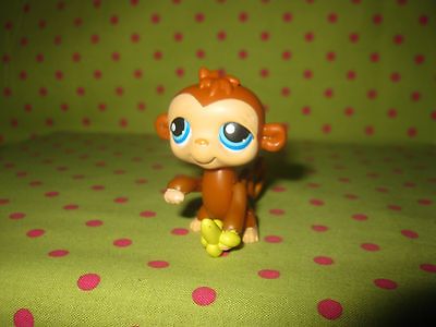 Littlest Pet Shop Brown Monkey Baby Blue Eye ape chimp Holding Banana