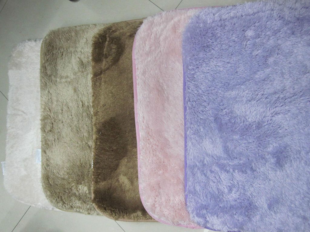 LUXURY BATH MAT, SOFT FAUX FUR, PLUSH RUG, NON SLIP LATEX BACK, SHOWER