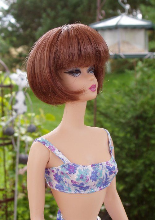 WIG   Barbie, Cher, etc. SIZE 4 Hannah Chestnut Brown