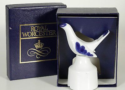 Vintage 2 Pc ROYAL WORCESTER Porcelain Pie Bird Funnel   BLUE TRIM