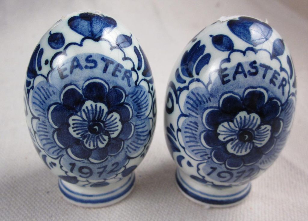 Gouda Zenith Delft 1972 Easter Eggs First Edition 2 Two Missing Gold