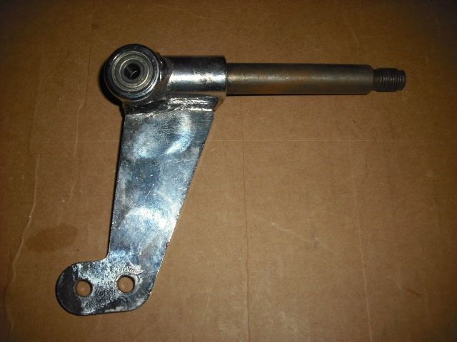 Sprint Kart M8 / D17 RH Stub Axle   New