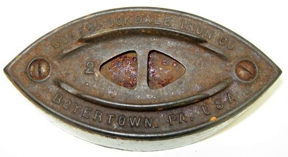 Antique Colebrookdale Iron Co. Boyertown Pa. USA No. #2 Sad Iron Door