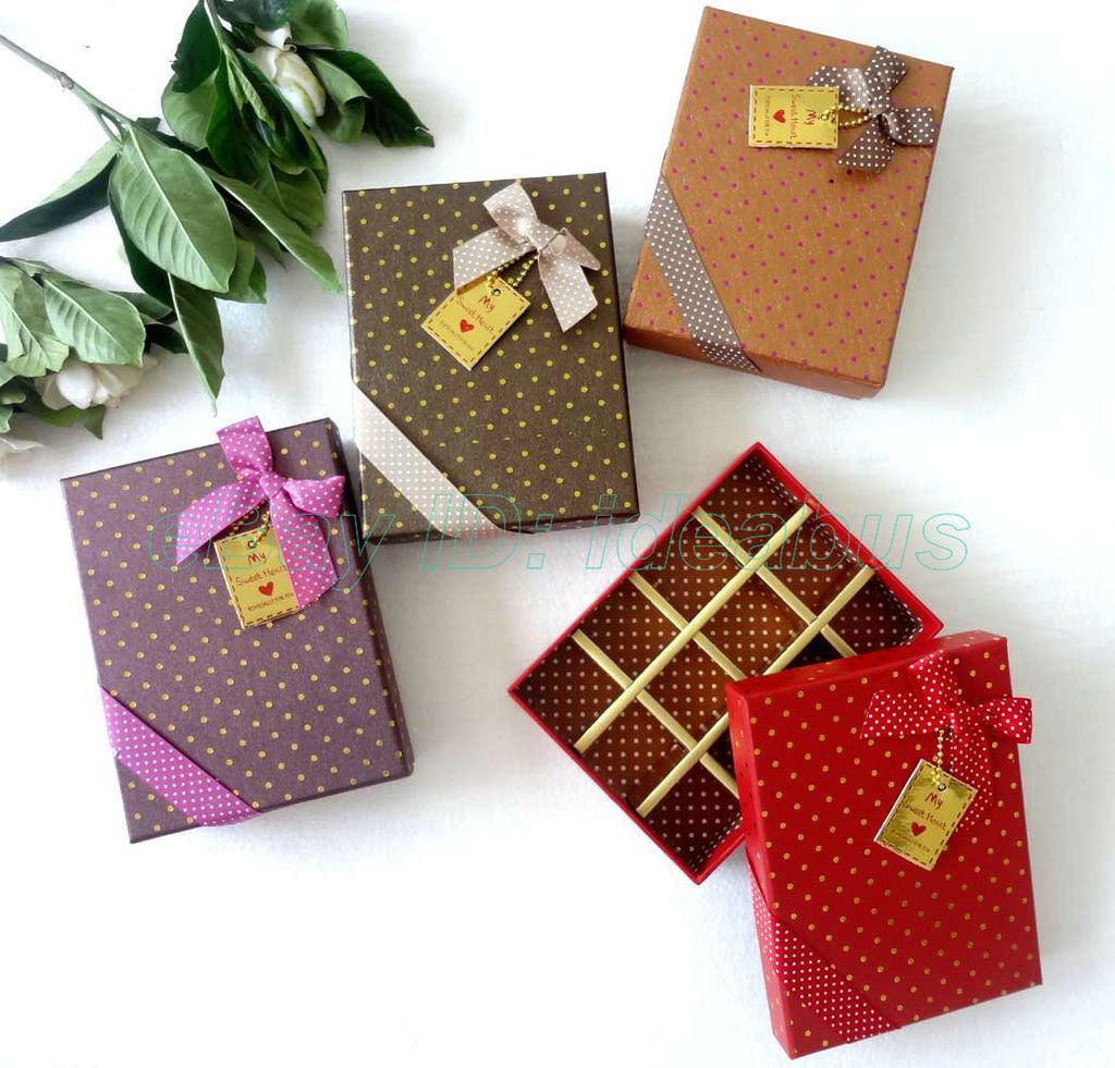 Gift Wrapping Gift Boxes