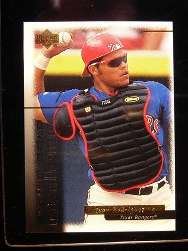 2000 Upper Deck Gold Reserve Solid Gold Gallery #11 Ivan Rodriguez