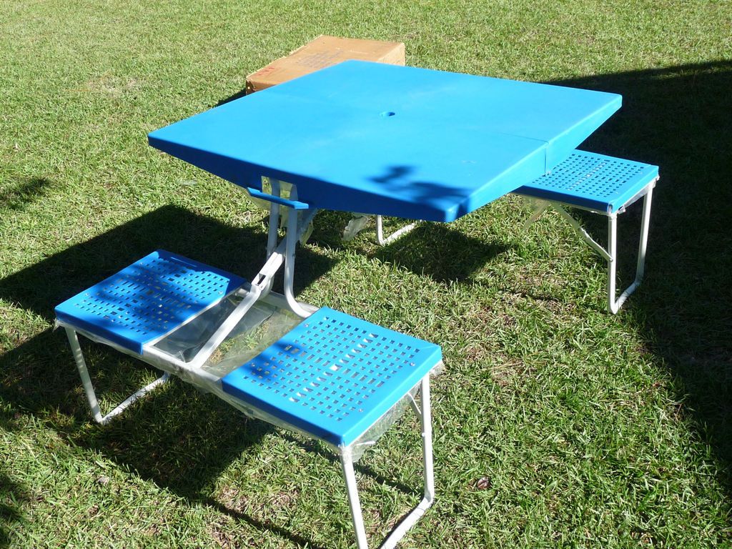 PORTABLE Travel~Camping ~KIDS~Camp FOLDING Suitcase Table & Chair Set