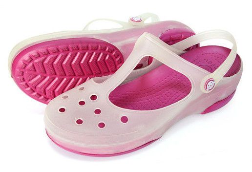 womens fashion CROC Style Carlie Translucent Flat sandals beach shoe