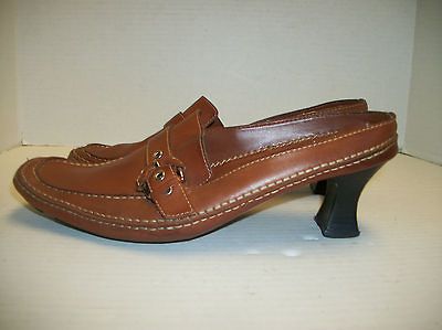 Womens Size 8.5M Me Too Mustang Brown Leather Mules Slides Heels