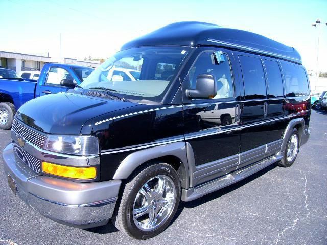 Chevy Express G1500 Rocky Ridge 7 Passenger High Top Conversion Van