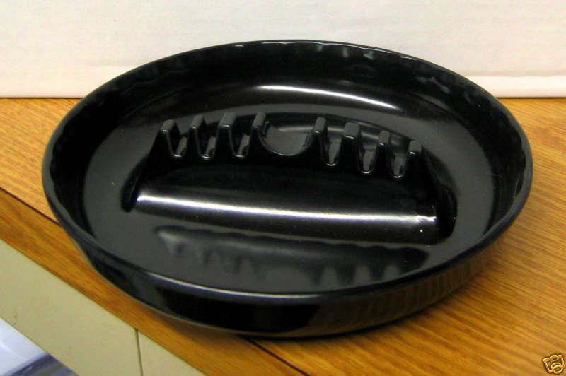 Plastic 7 Ashtray with Cigarette Rack Round Dishwasher Safe Set of 2