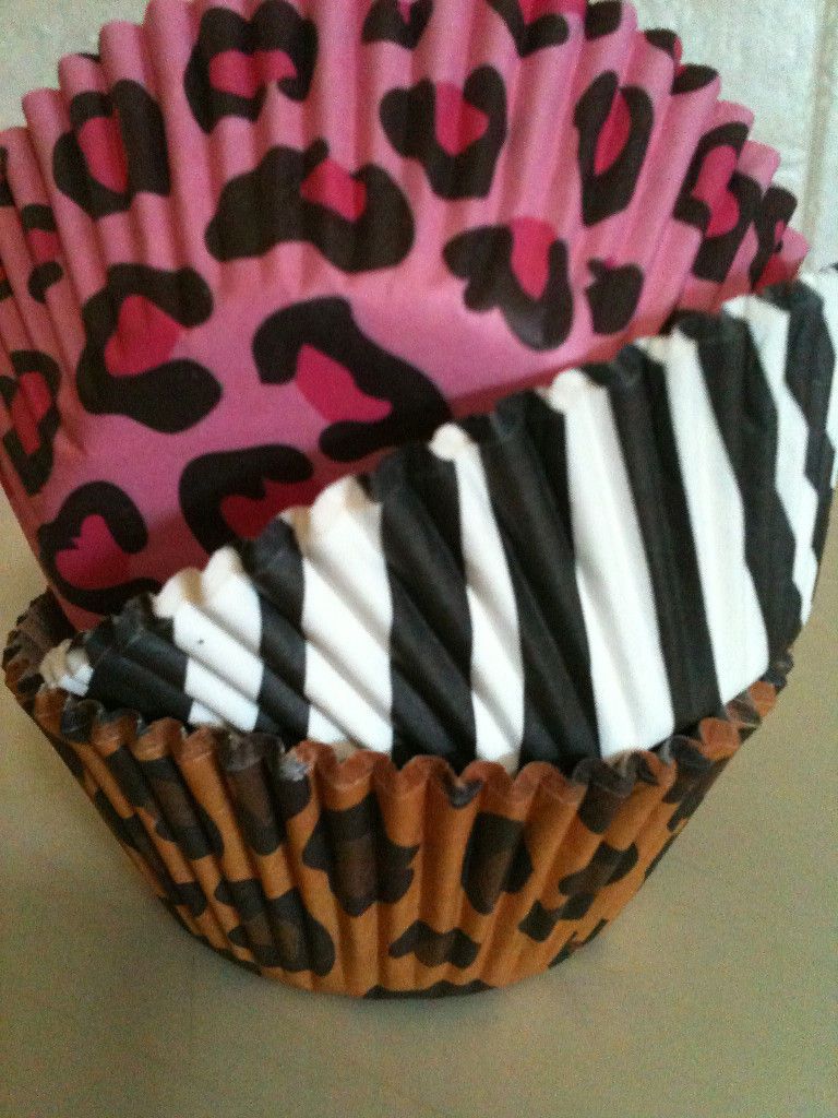 75 ANIMAL PRINT ZEBRA, CHEETAH CUPCAKE LINERS EXPEDITE