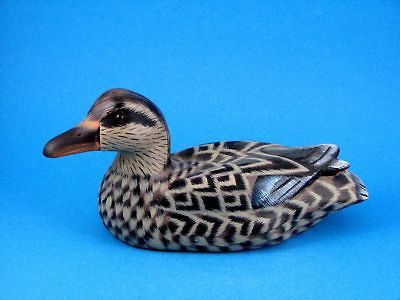 Duck Decoy   Hand made of Wood   Mallard Hen