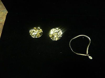 SIGNED GOLD TONE PARKLANE CLIP ON EARRINGS & GOLD TONE BRACELET