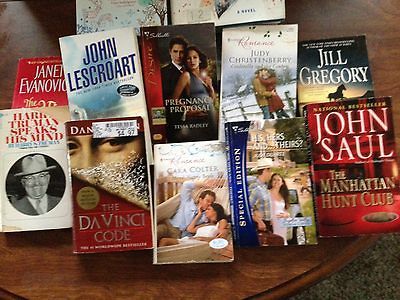 Wholesale Lot of 12 Books   Hard/Soft Cover Incl. John Saul & Harle