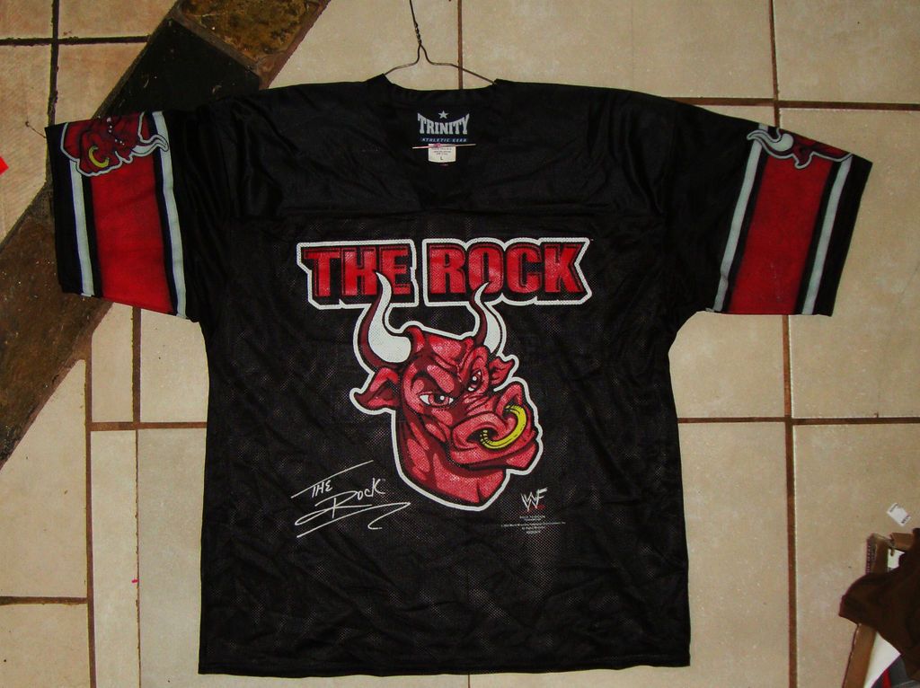 2000 VINTAGE WWE / WWF THE ROCK XLARGE FOOTBALL JERSEY XL