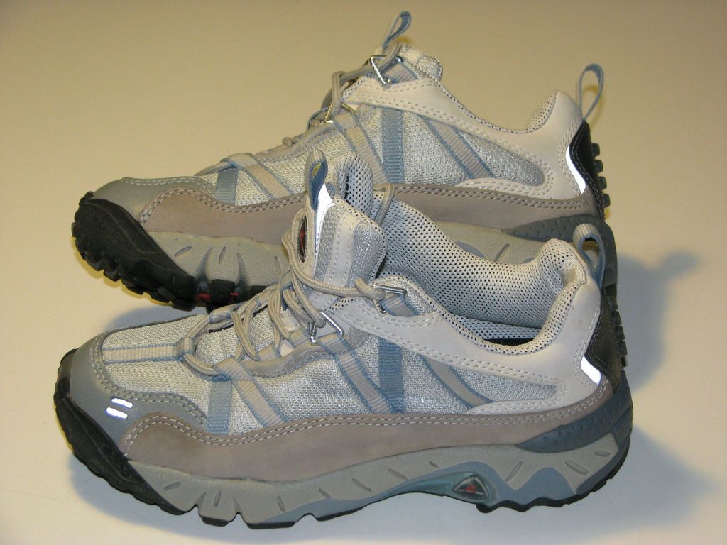 Ecco Receptor Trail Hiking Shoes sz 7M, Womens