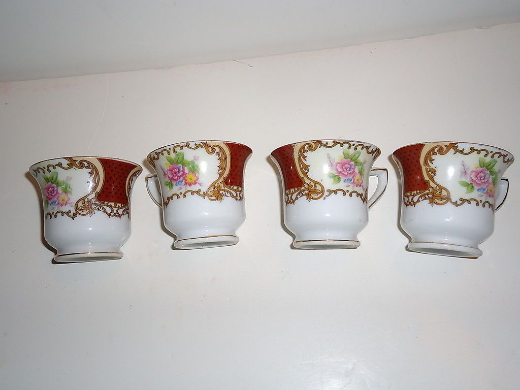 Demitasse Cups set or 4  by Gold Castle Made in Japan