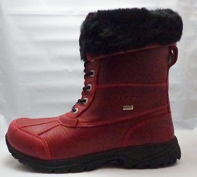 UGGS BUTTE CRIMSON MEN`S HIKING BOOTS US SIZE 9  ONE OF A KIND  UGG